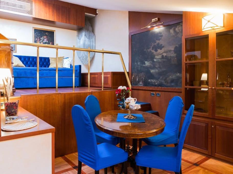 Carbonesi Luxury - Centro Storico Lägenhet Bologna Exteriör bild