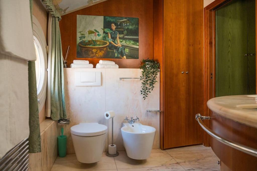 Carbonesi Luxury - Centro Storico Lägenhet Bologna Exteriör bild